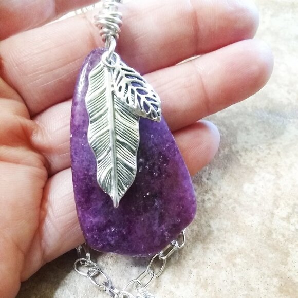 Large Purple Lepidolite Stone & Leaves Pendant w. 24" Silver Plated Chain - Picture 2 of 8